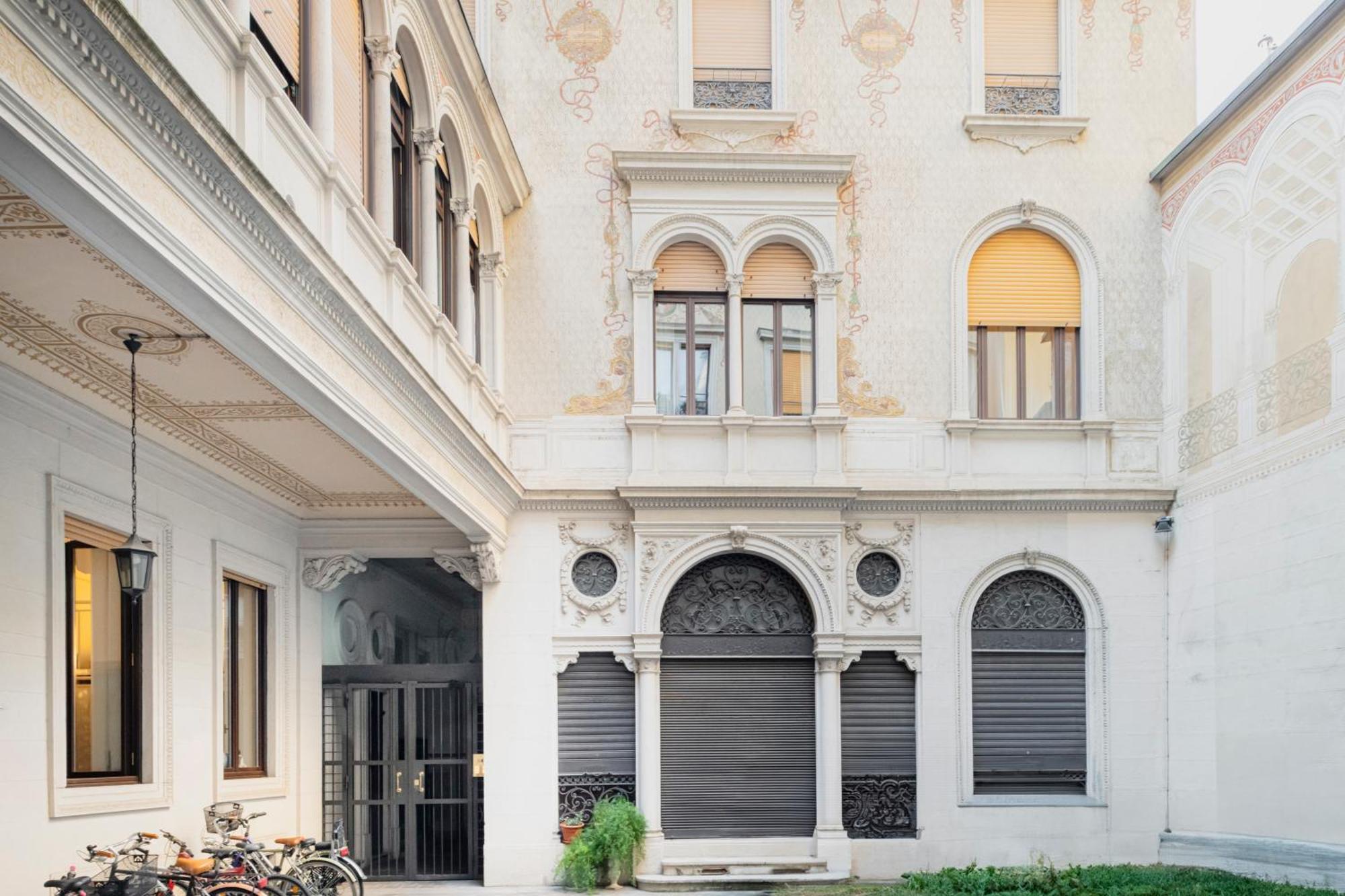 Easylife - Accogliente Monolocale In Via Torino, Posizione Perfetta Per Scoprire La Citta Lejlighed Milano Eksteriør billede