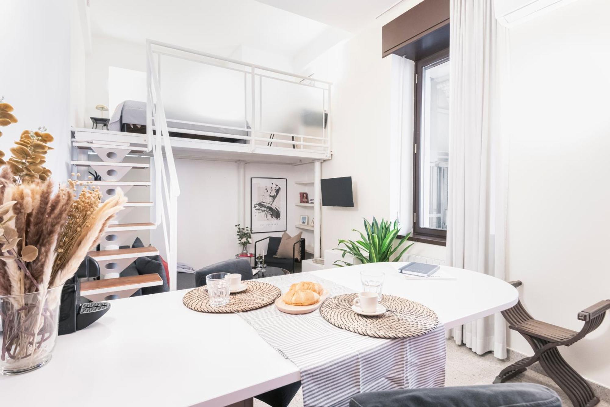 Easylife - Accogliente Monolocale In Via Torino, Posizione Perfetta Per Scoprire La Citta Lejlighed Milano Eksteriør billede